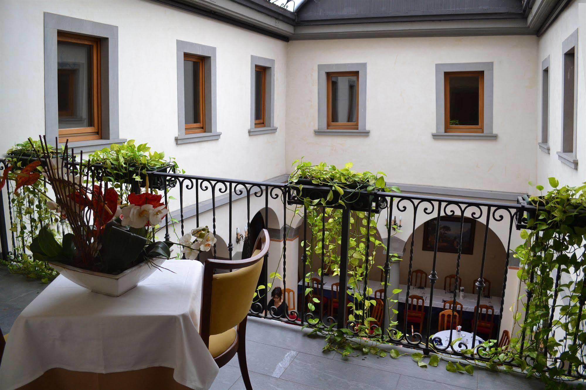 Hotel Sebino Sarnico Zewnętrze zdjęcie